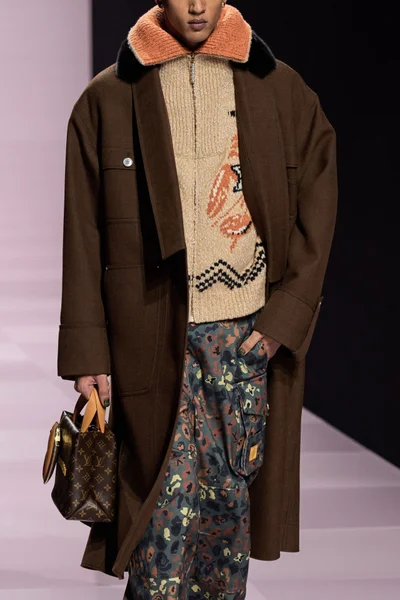 Look 102